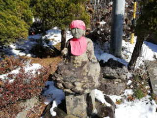 画像に含まれている可能性があるもの:1人、立ってる、木、屋外、自然